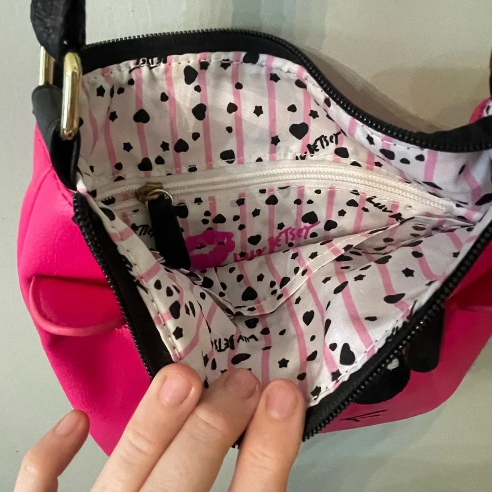Girl's‎ Pink Purse